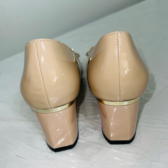 Patent cream leather heels - Picture 4 of 7